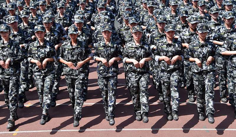 「」有专科院校录取通知书，毕业后去当兵，还是直接去当兵？