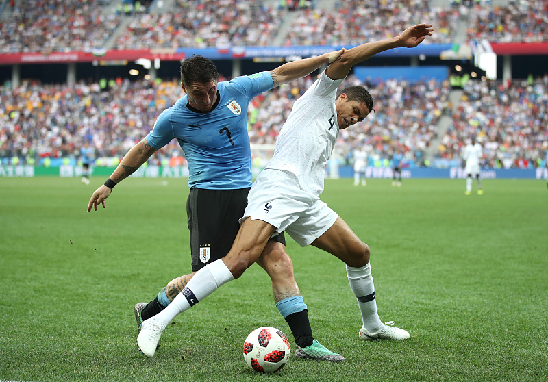 登贝莱|巴萨廉价交易出奇效，1人令登贝莱失色，1人完胜昔日8000万天王