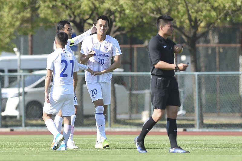 「上海申花」国足想睡觉就来了一个枕头，与申花的热身赛前，意外收到好消息