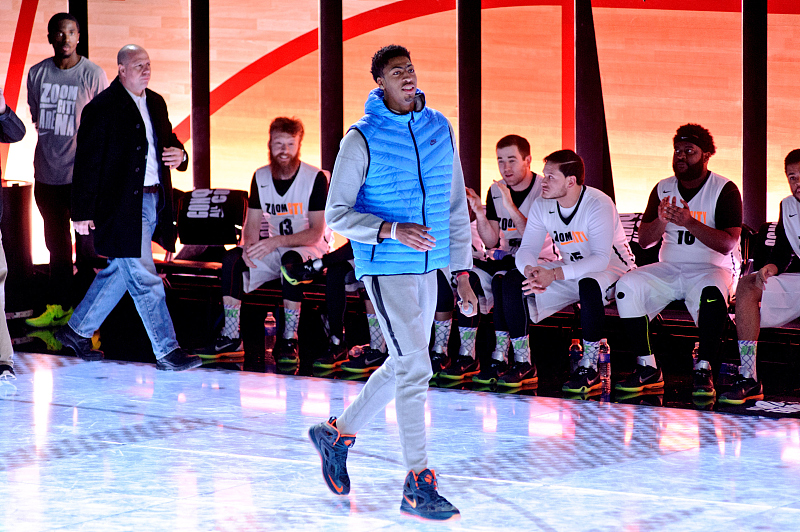 「唐斯」拒绝加盟湖人，放弃联手唐斯，23+6后卫终于道出加盟勇士原因