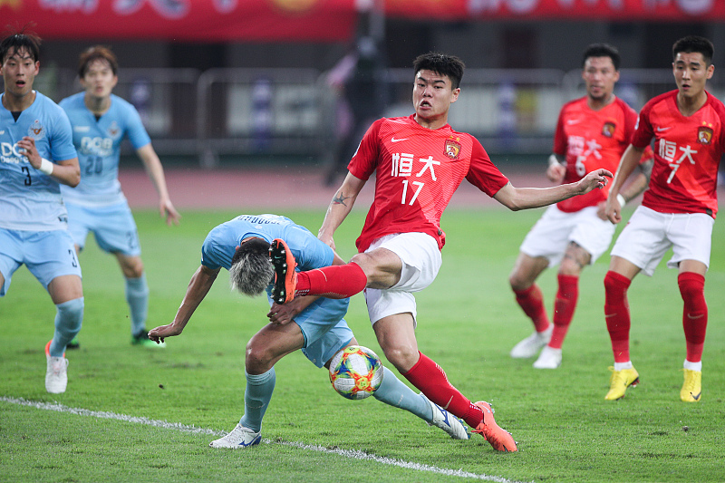 [杨立瑜]破案了！为何恒大王牌没有一次入李铁法眼进国足，曾是恒大助攻王