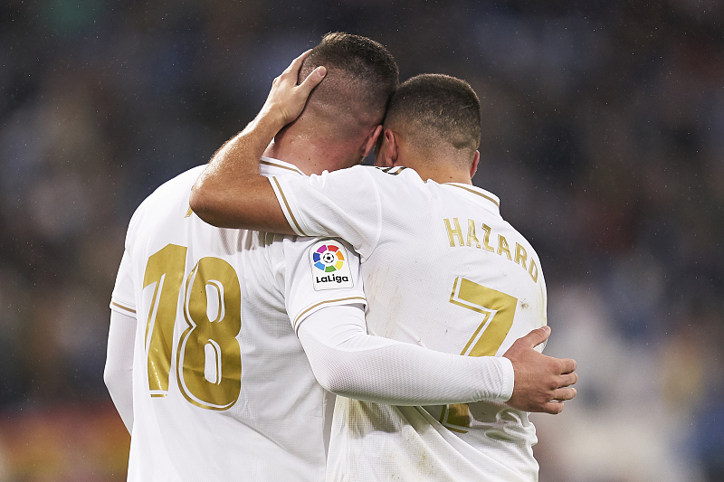 皇家马德里|皇马未被2比4击垮，已做出大胆决定，齐祖4000万任性操作埋隐患