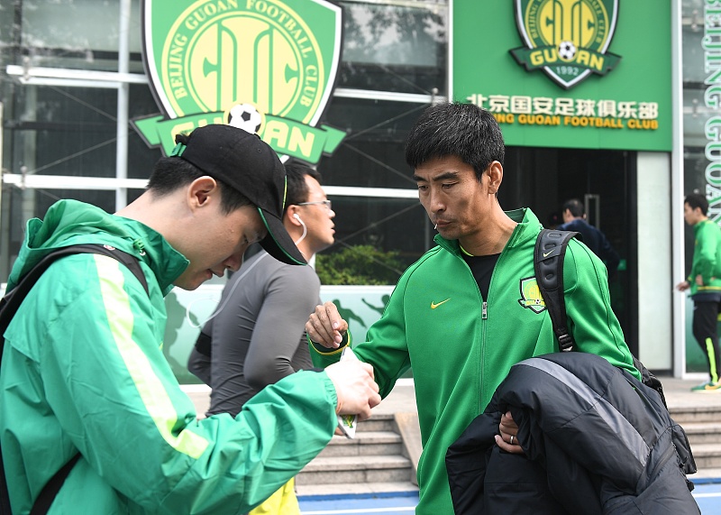 李铁■后悔吗？国安弃用之人却成为李铁国家队座上宾，能力深受李铁认可