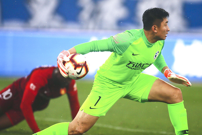 『徐嘉敏』只待官宣！大连又一笔重量级签约浮出水面，薄弱位置将因此补强