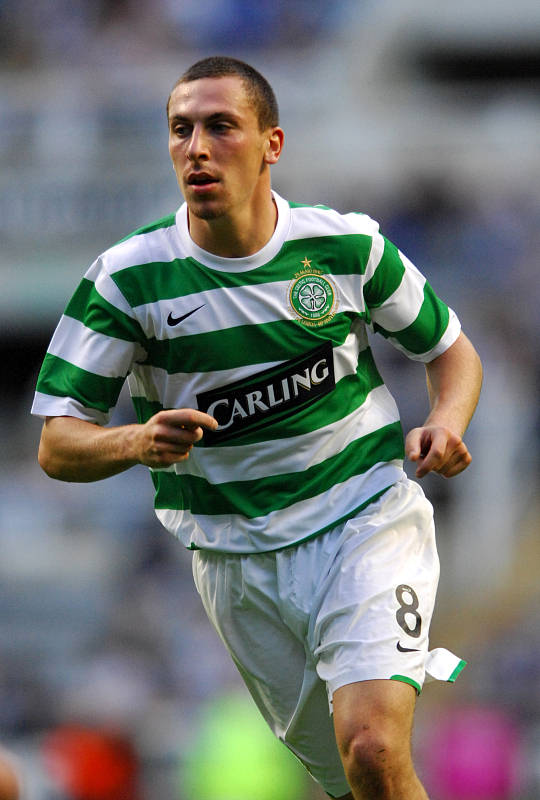 『博卡青年』西班牙人武磊被误解?顿涅茨克矿工、博卡青年、凯尔特人默默无语