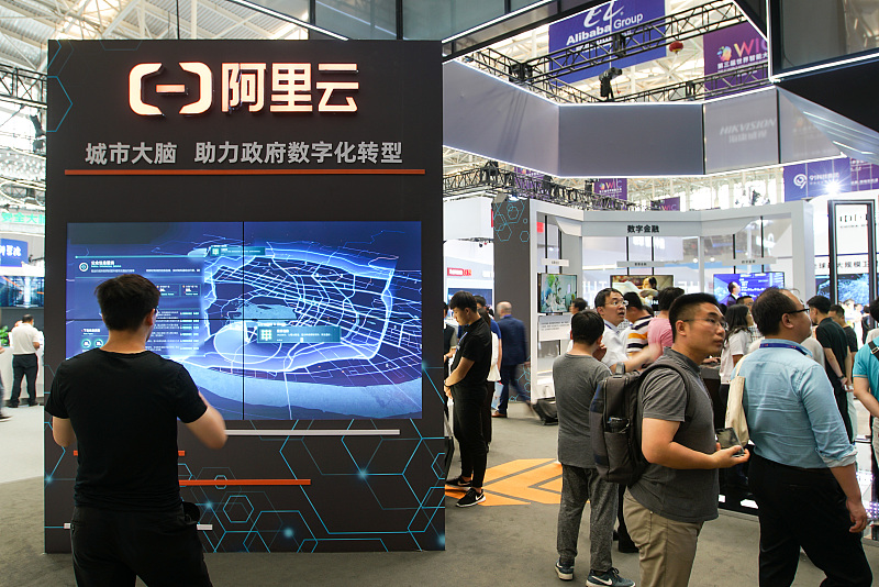 阿里巴巴|除了蚂蚁金服,马云又孵化出两只独角兽,估值高达8300亿