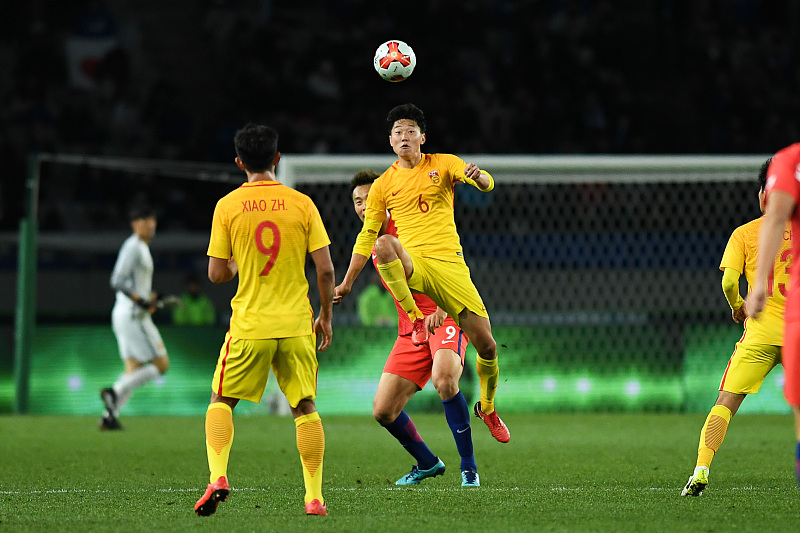 「高准翼」白高兴了！他原以为自己可在李铁国足踢主力，没想到最终被弃用