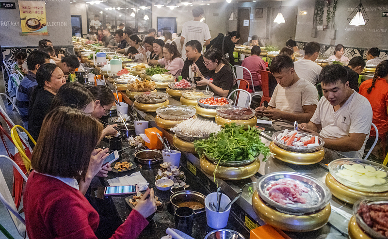 火锅|吃火锅时,这4种食材再馋也别点,别不信,火锅店老板都夸你懂行