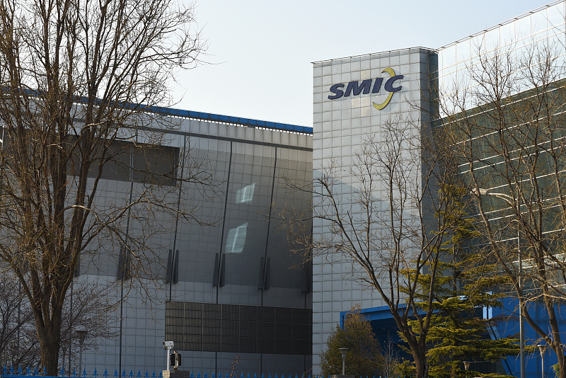 『中芯国际』中芯国际的11亿美元，台积电的5.6亿美元，你看好哪个？