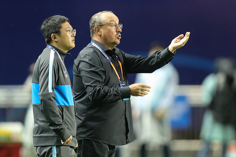 中超|赌一把？中超球队再换帅！年投10亿真要降级？