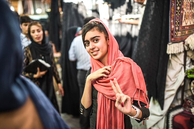 『伊朗』伊朗有钱年轻人的生活一瞥