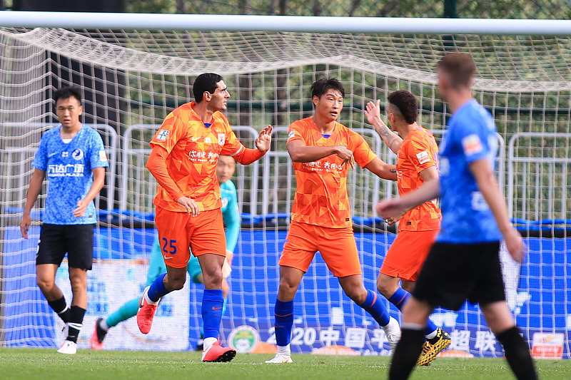 山东鲁能|扶不起!效力鲁能8年,场上表现一如既往糟糕,球迷:培养郭田雨吧