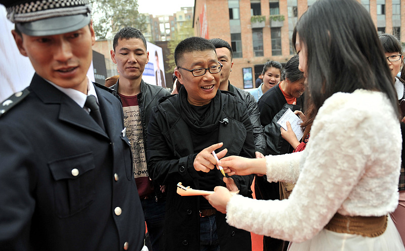 庞龙|一曲爆红的歌手庞龙