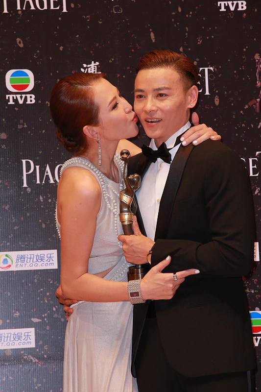 谢霆锋：上映第5天就“0票房”，这部汇集了13位明星的电影凉了，谢霆锋也救不了