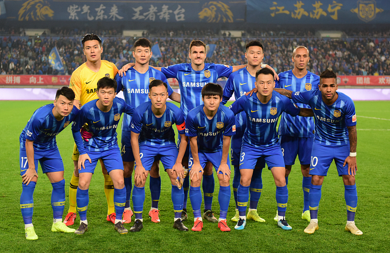 江苏苏宁■白高兴了!他被认为是苏宁门将挑大梁的人,结果却被证明不堪重用