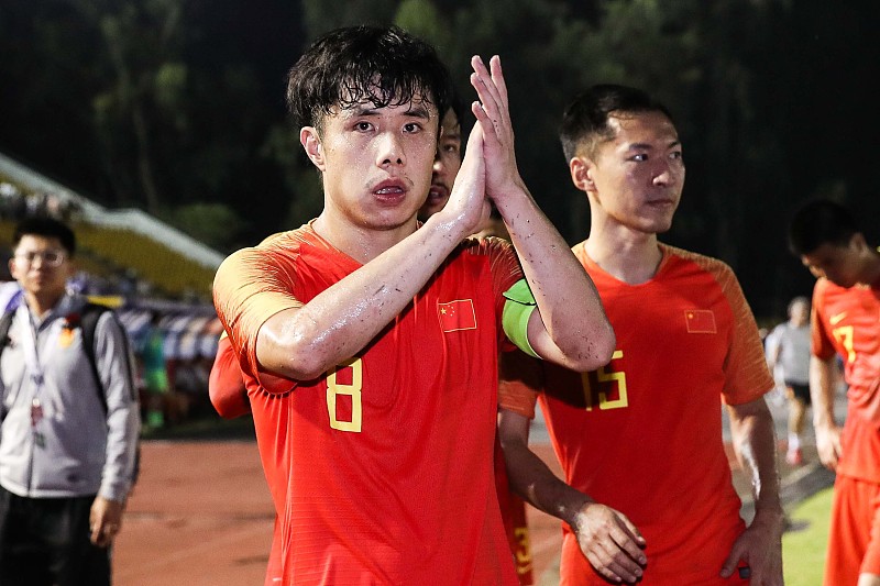 「国足」国足五大王牌指挥官榜单出炉,郑智位列第四位,排名第一的是他