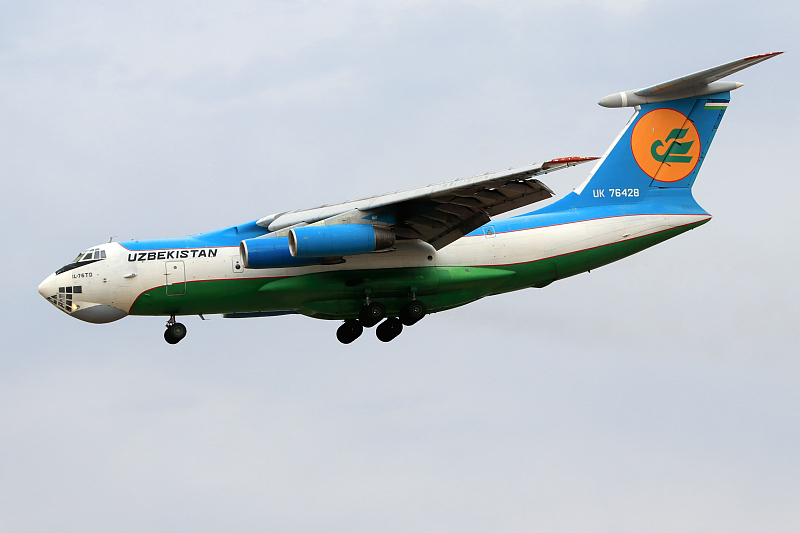 乌兹别克斯坦|乌兹别克斯坦从中国等国撤侨,2周内安排24班包机,已公布时刻表