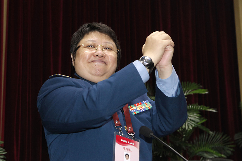 『孙俪』孙俪回应6000万片酬,三观不正引众怒: 戏子误国, 带坏青少年