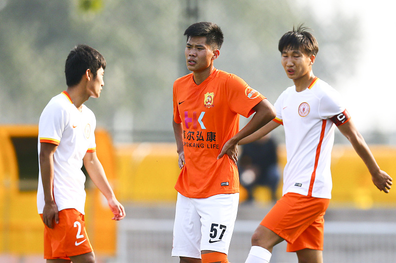 「中超」胜之不武？中超球队7比2战胜中乙，过程和结果都让球迷不满意