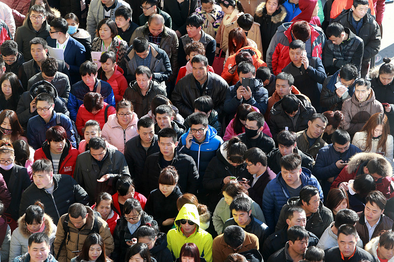 校园招聘|相对来说，校园招聘比社会招聘靠谱，应届毕业生要把握机会