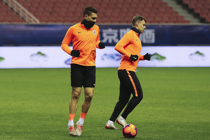 山东鲁能|反转！24岁鲁能外援道歉！还得坐冷板凳！