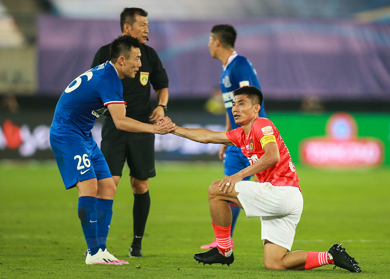 广州恒大|一举两得！新赛季恒大首战申花卡帅这一换人调整，堪称是神来之笔