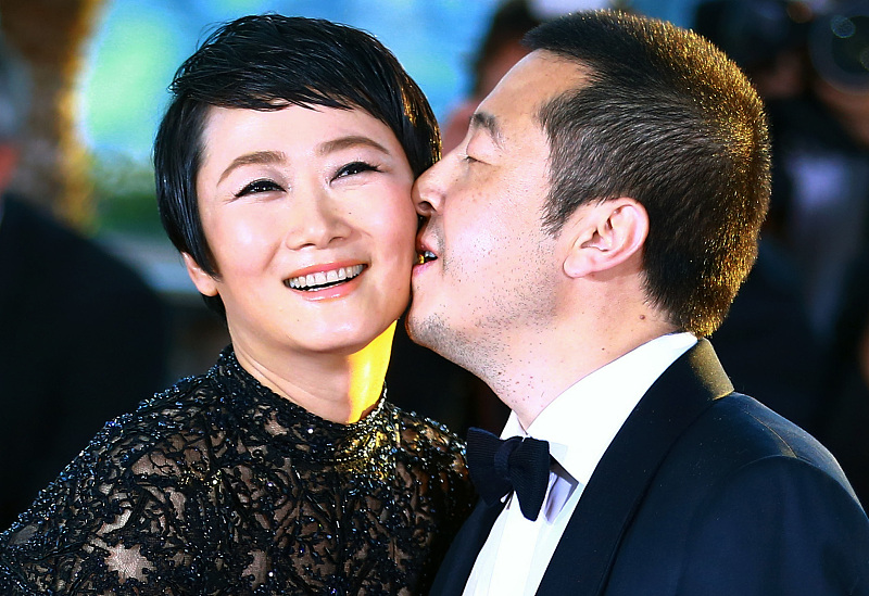 |她为让自己不变老,坚持不生孩子、不吃晚饭,如今却老到无人敢认!