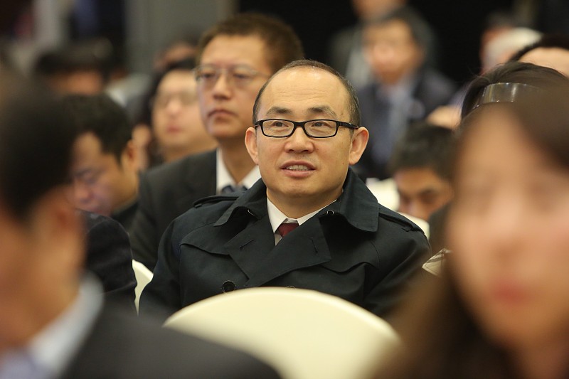 黄金价格■潘石屹难了?20分钟身家蒸发39亿,央媒表态,楼市迎来“限高令”