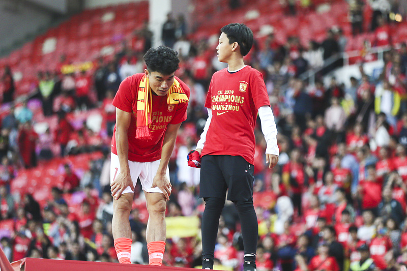 广州恒大■恒大新赛季三大新队长人选出炉,两名归化球员一名外援,你们选谁?