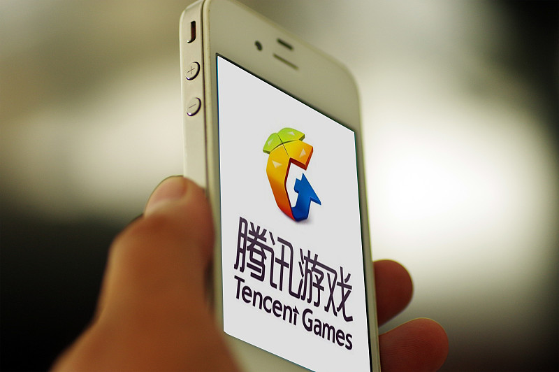 腾讯|一天入账超10亿，老板坐拥4000亿财富，投资800家公司重新成首富