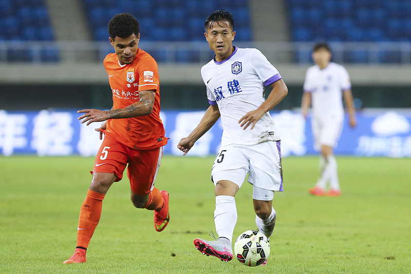 『山东鲁能』天海解散多名功勋已找到新东家，唯有他无人问津，曾是豪门名将