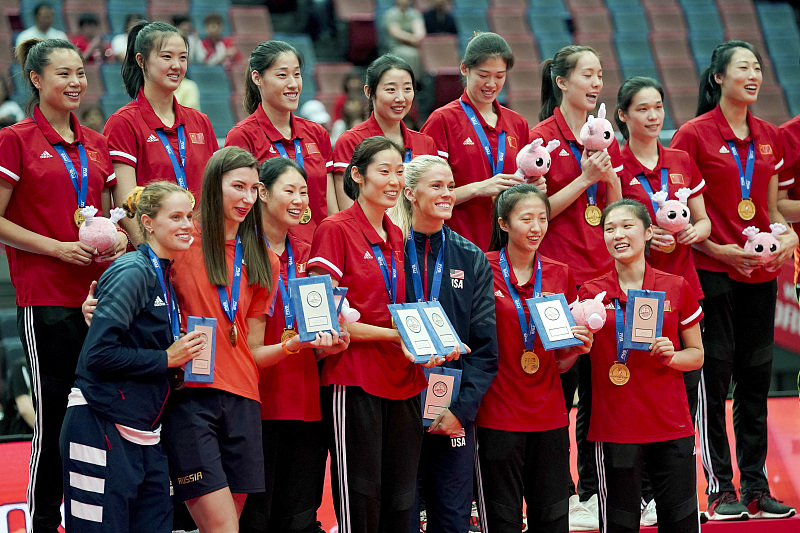 『丁霞』中国女排迎新面孔，将成丁霞最佳接班人，东京奥运会郎平会带她吗？