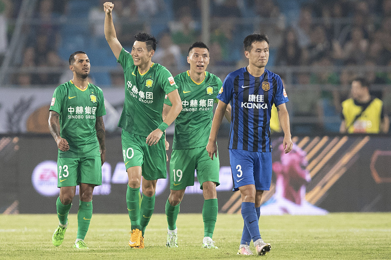 雷腾龙|白高兴了！球迷以为他来到泰达后将成核心，如今表现不佳急需爆发