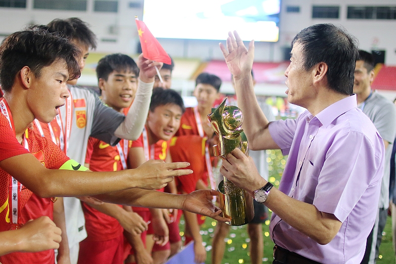 [广州恒大]喜讯！重压之下足协终于做出妥协，投资人期盼已久的好日子要来了