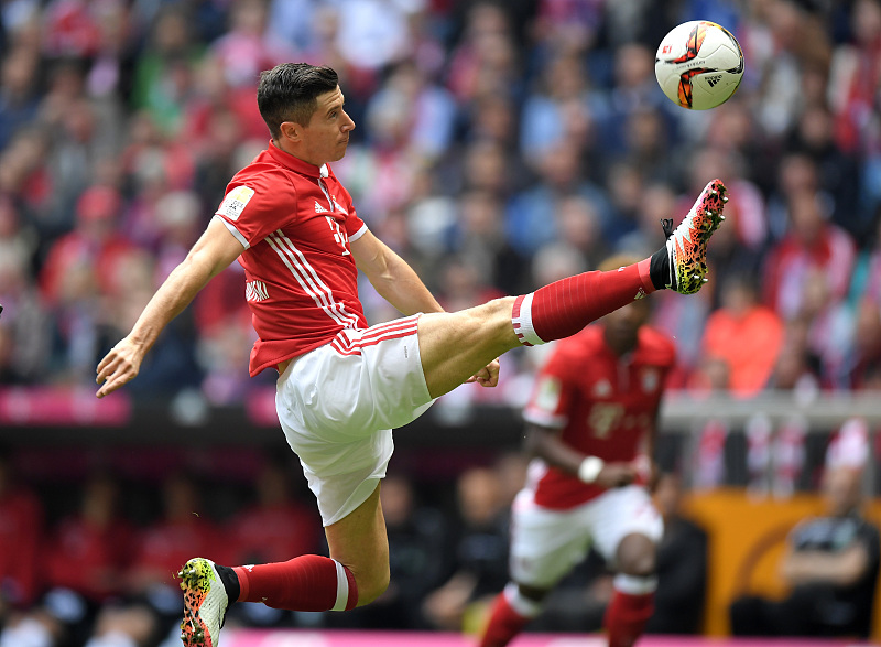 哈兰德▲若皇马未能签下哈兰德，佩雷斯希望引进价值5500万欧元的拜仁巨星