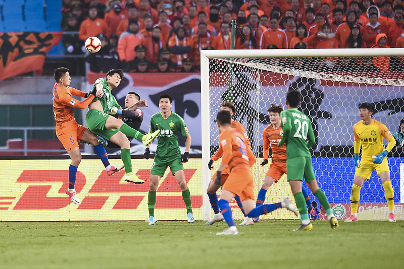 中超|突发！32岁中超豪门外援刚加盟就离队！身高1米94，体重94公斤