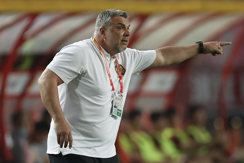 「中超」白高兴一场，一天时间好消息变成了坏消息，球迷：全华班不能踢？