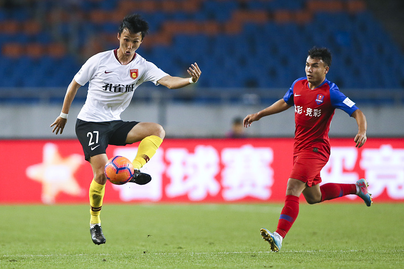 「上海申花」后悔吗？申花曾因舍不得多花钱错过新祁宏入队，里皮都一度力捧他