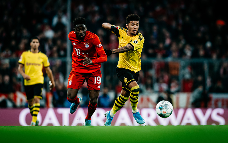 梅西|拜仁超新星迎最强考验！欧冠PK巴萨，球迷：防住梅西将跻身世界级