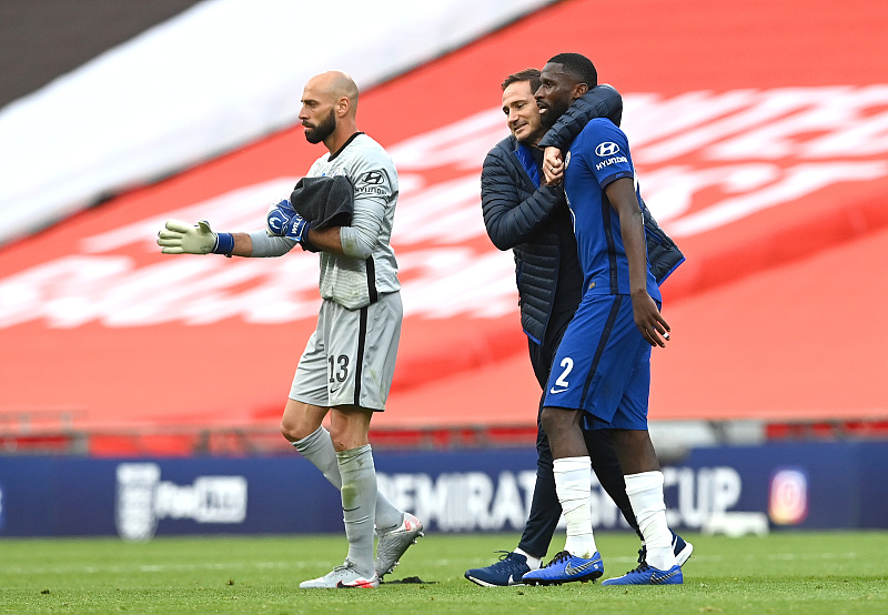 曼联|英超争4戏剧化结局诞生？曼联 莱斯特城携手进前4！切尔西跌至第5