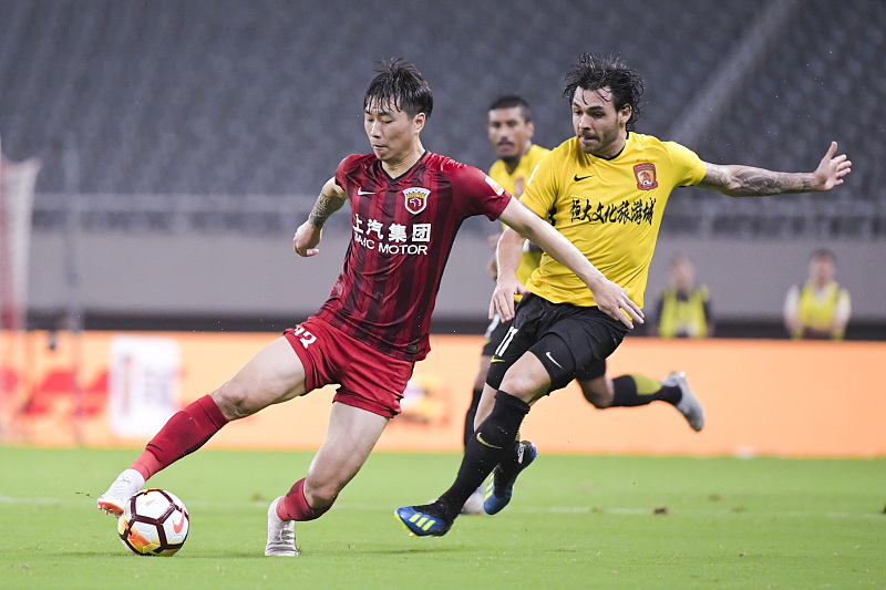 广州恒大■恒大新赛季三大新队长人选出炉,两名归化球员一名外援,你们选谁?