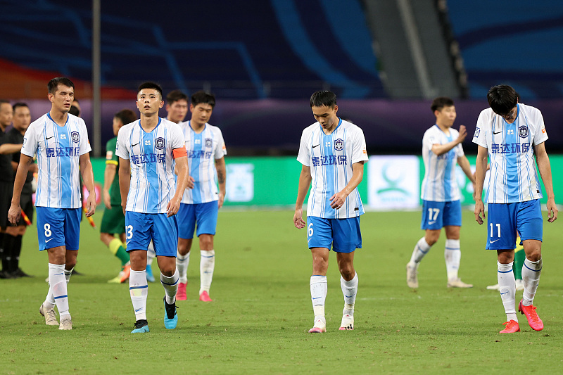 点球|破案了!泰达点球没判是悬案还是冤案,这两个镜头告诉你答案