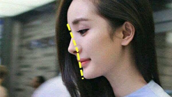 凹面型的月亮脸怎么用发型修饰面部线条?学杨幂轻松打造少女感!