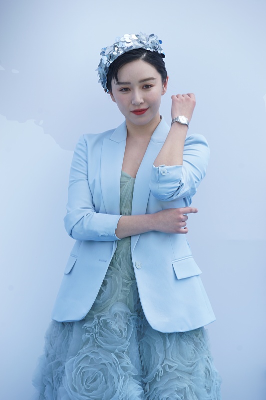 阚清子|阚清子恋情稳定？与男友一同撒狗粮，或将成为谢太太