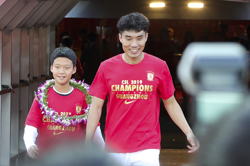 意甲■恒大新郑智浮出水面,资历显赫曾是国足核心,未来可被球队重用