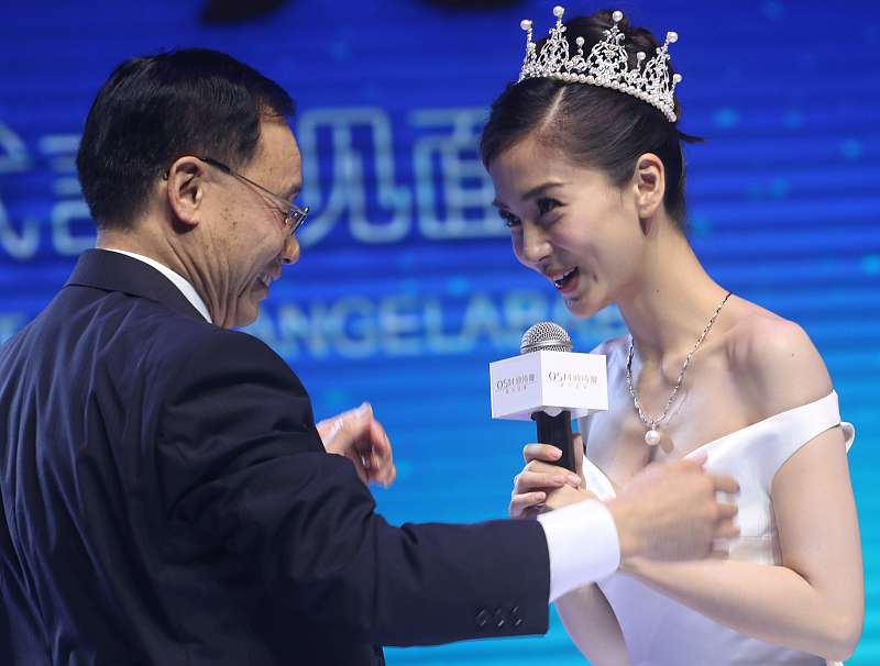 [娱乐圈]娱乐圈中3大“忌讳”，不接康师傅代言，不和她拍戏，不找他代言