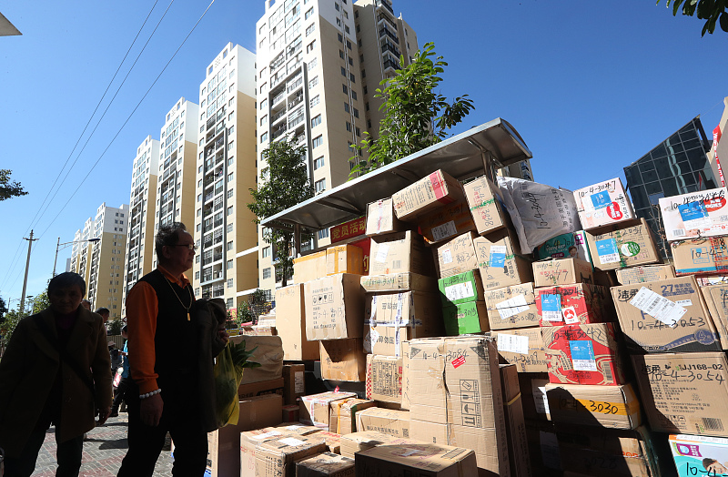 【美团】顺丰率先布局，阿里美团紧随其后，这一行业规模预计达300亿！