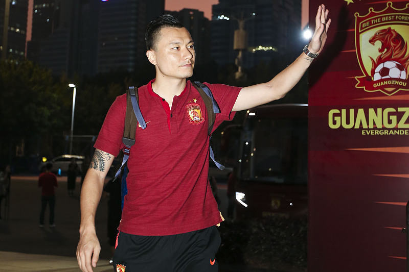 郜林|不給面子！郜林進(jìn)球慶祝致球迷不滿(mǎn)，艾克森攻入119球追平李金羽