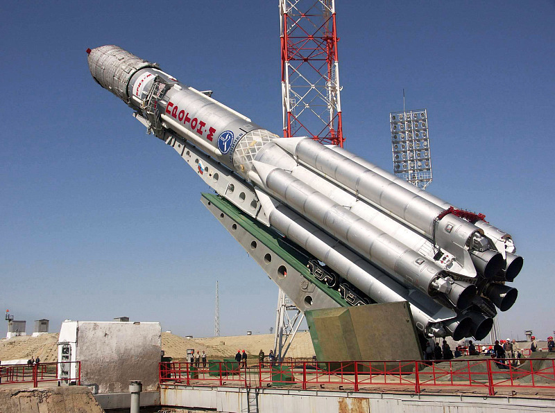 空间站 神舟十二即将返航！中国首次进入自己的空间站！老外想上得先学中文?