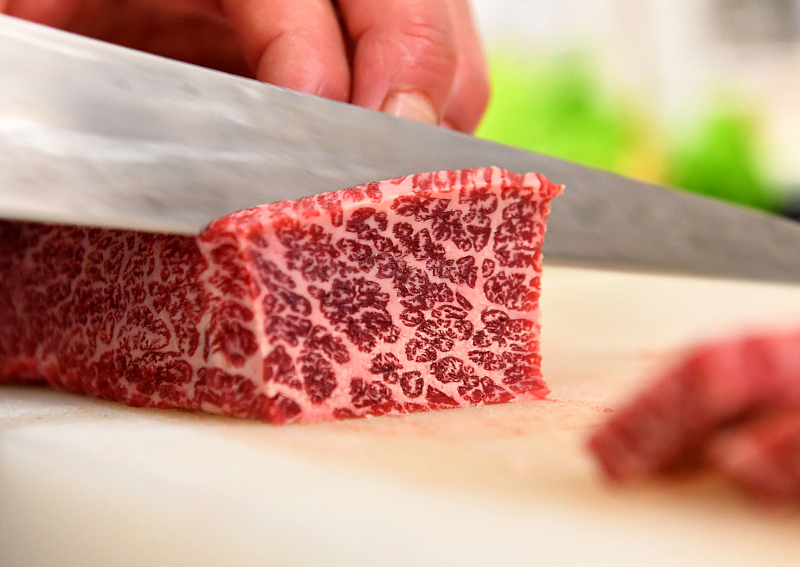 言谈健康|牛肉是肝癌的“发物”？内科医生：若养好肝，建议少吃这3种食物